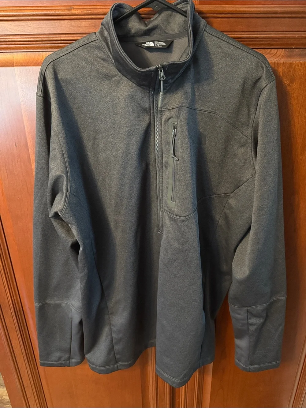 The North Face Men's Dark Gray Half-Zip Fleece Pullover